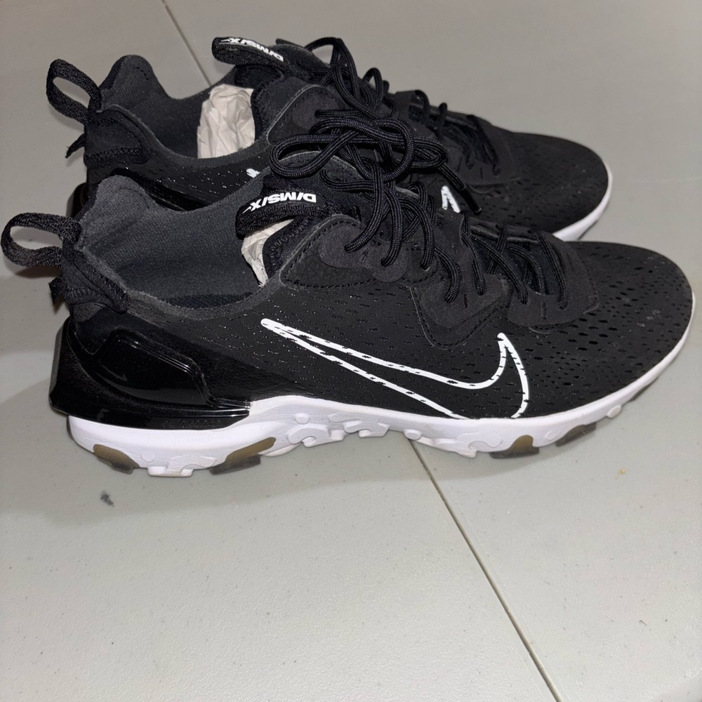 Nike Men Black Sneakers with White Accents